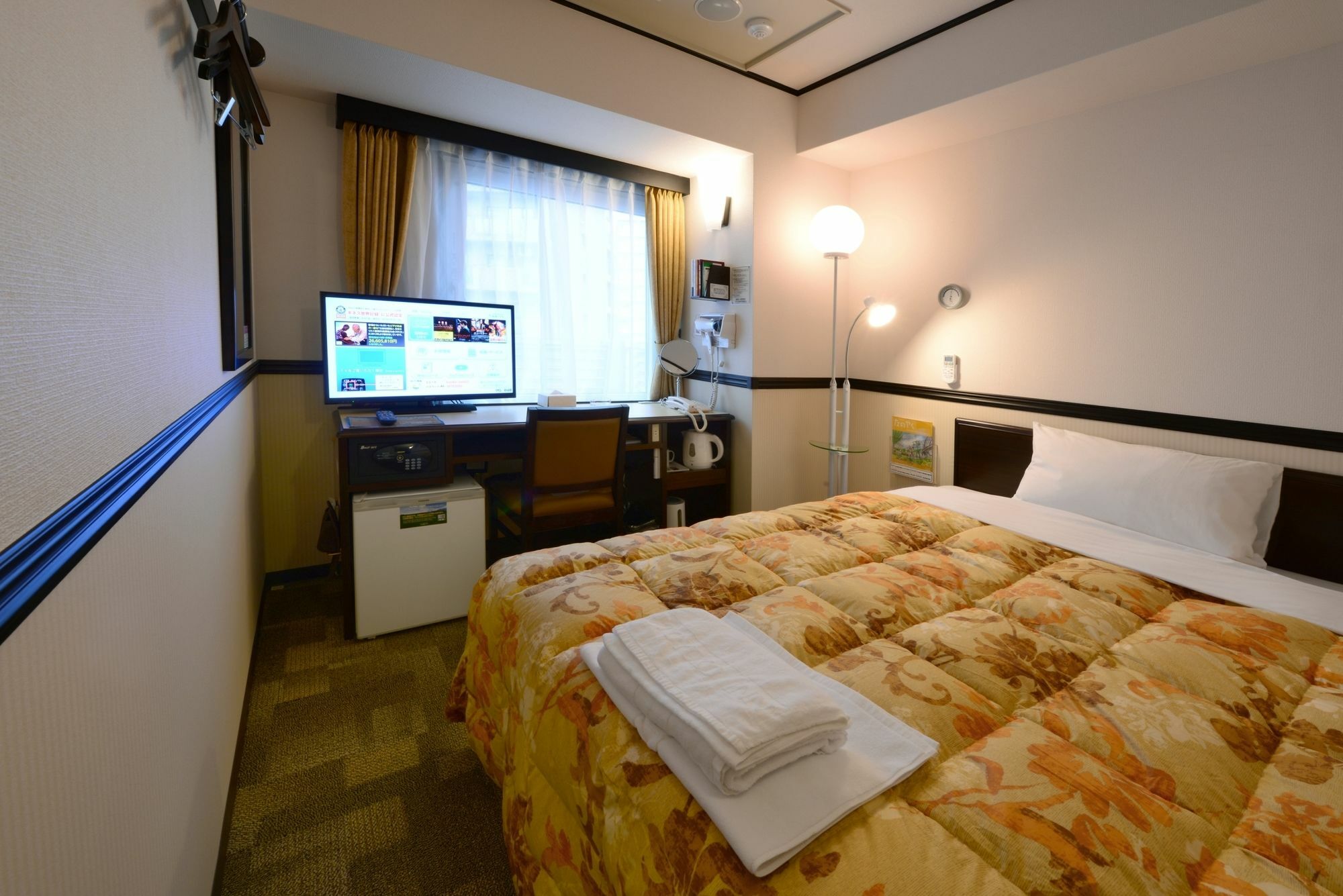 Toyoko Inn Kanda Akihabara Tōkyō Extérieur photo